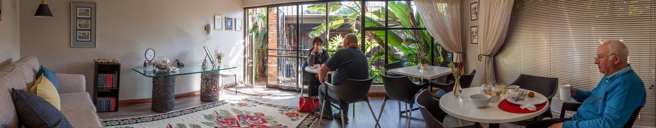 Rest-A-While Guest House - Pretoria Luaran gambar