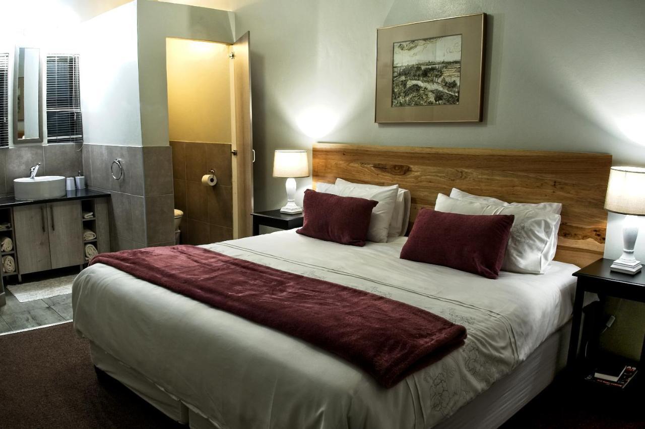Rest-A-While Guest House - Pretoria Luaran gambar
