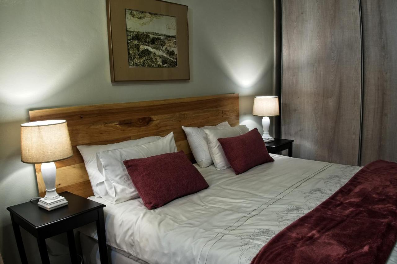 Rest-A-While Guest House - Pretoria Luaran gambar