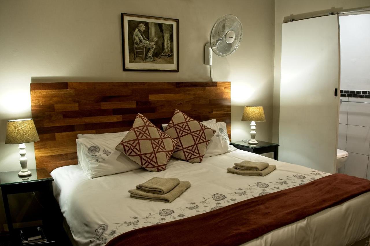Rest-A-While Guest House - Pretoria Luaran gambar